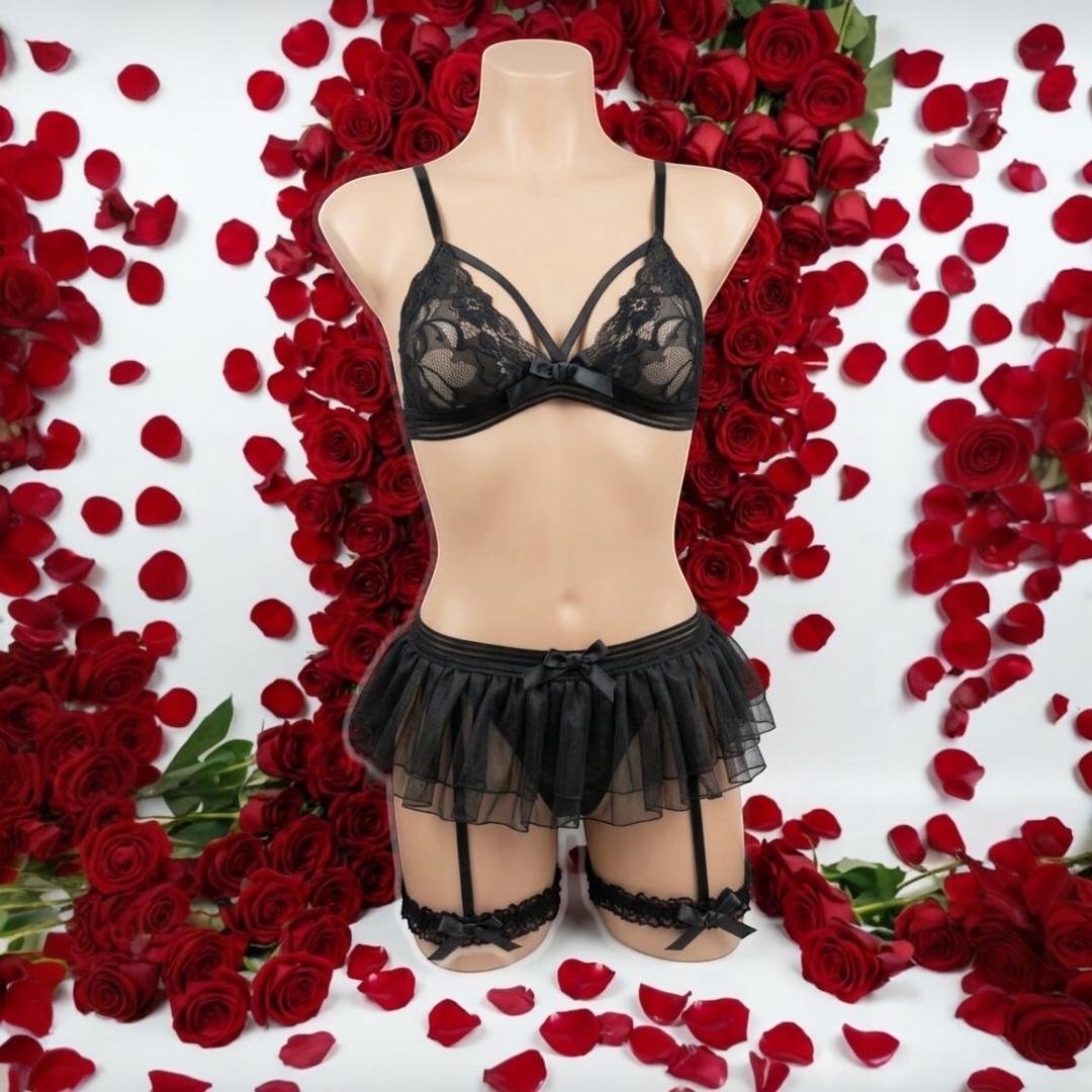 Conjunto Lencería Sexy De Encaje Con Falda Tutú Y Ligeros