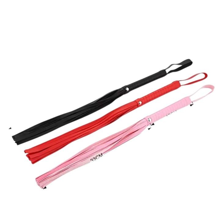 Látigo de Flecos Erótico Rosa – Accesorio Sensual para Juegos de Pareja